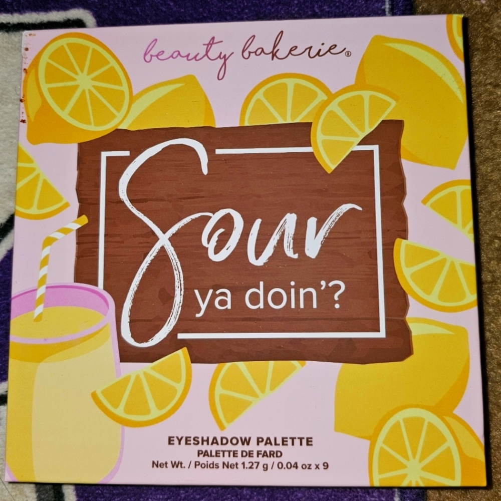 Beauty Bakerie eyeshadow palette